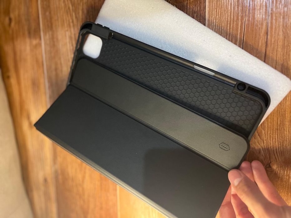 Продам чехол на ipad
