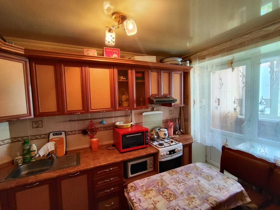 2 комн квартира, 20 мкр