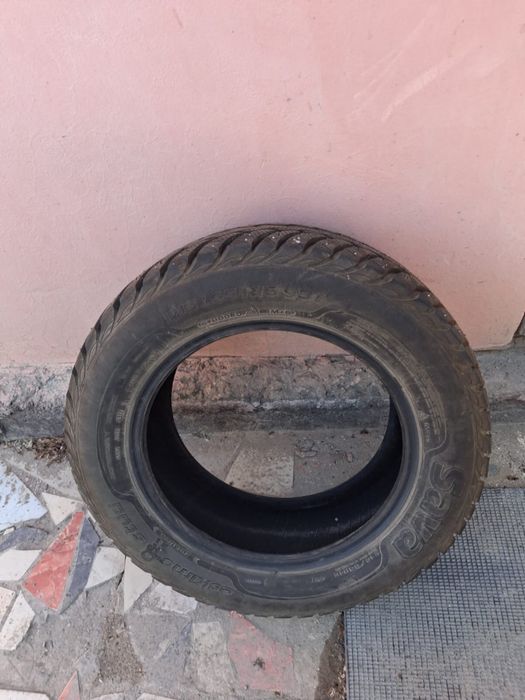 Зимние шины с шипами 215/65 R16