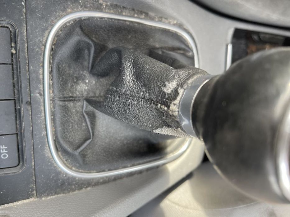 Nuca cu Manson Piele Maneta Schimbator Viteze VW Golf 5 Hatchback 2004 - 2008