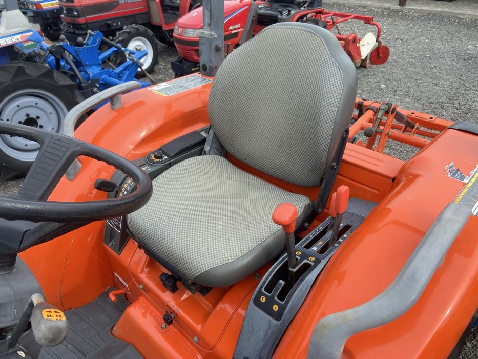 Tractor japonez Kubota KL21, 4x4, servo, 21 cp, + freza
