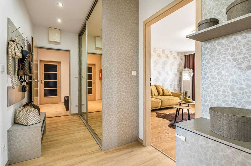 Дава се под наем Тристаен апартамент в Пловдив, Христо Смирненски - 80 кв.м за 250 € - Снимка #4