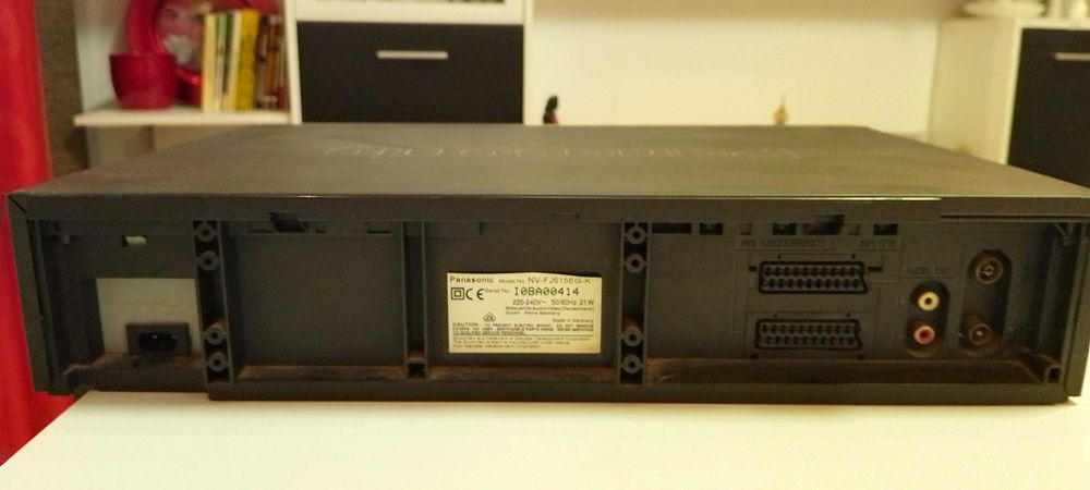 Видео Panasonic  NV-FJ615