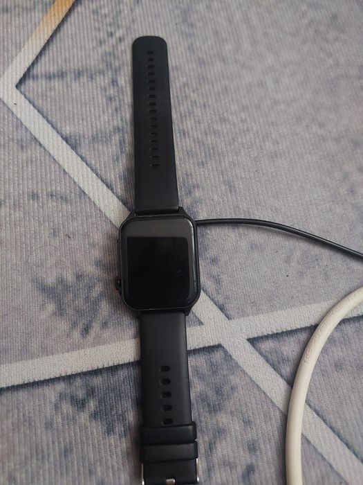 Продам смарт часы.