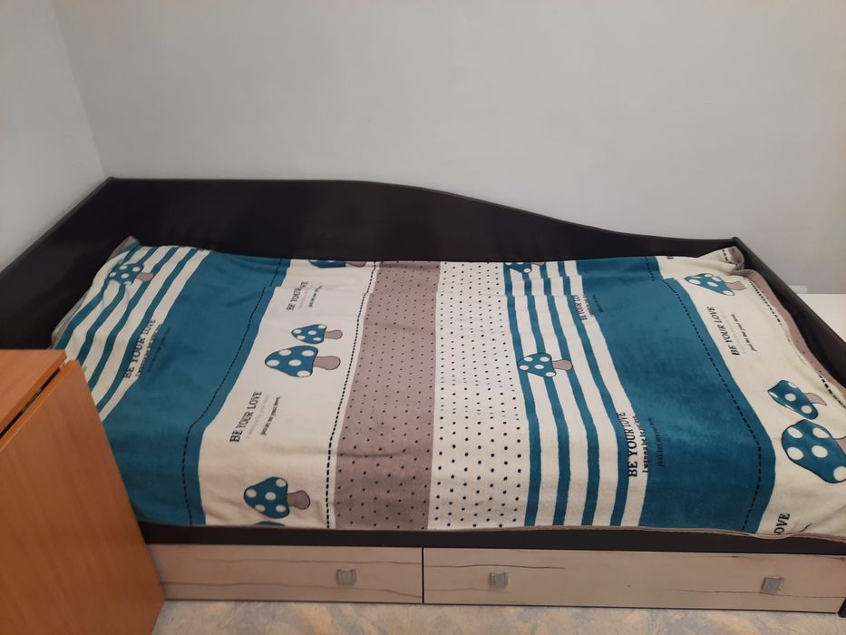 Кровать в отличном состоянии