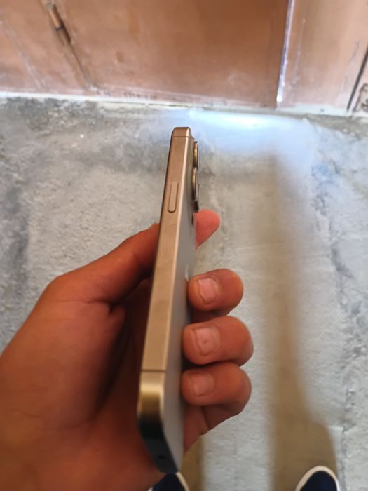 Iphone 15 pro sotiladi