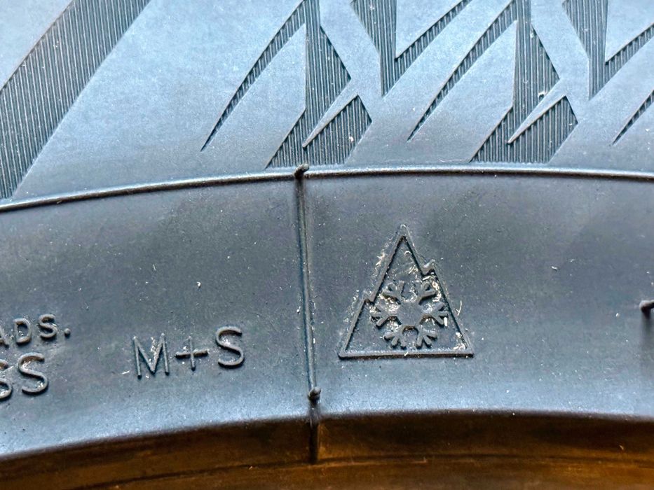 Всесезонни гуми DOT25 GT Radial 255/45 R19 XL EV Tesla Model Y