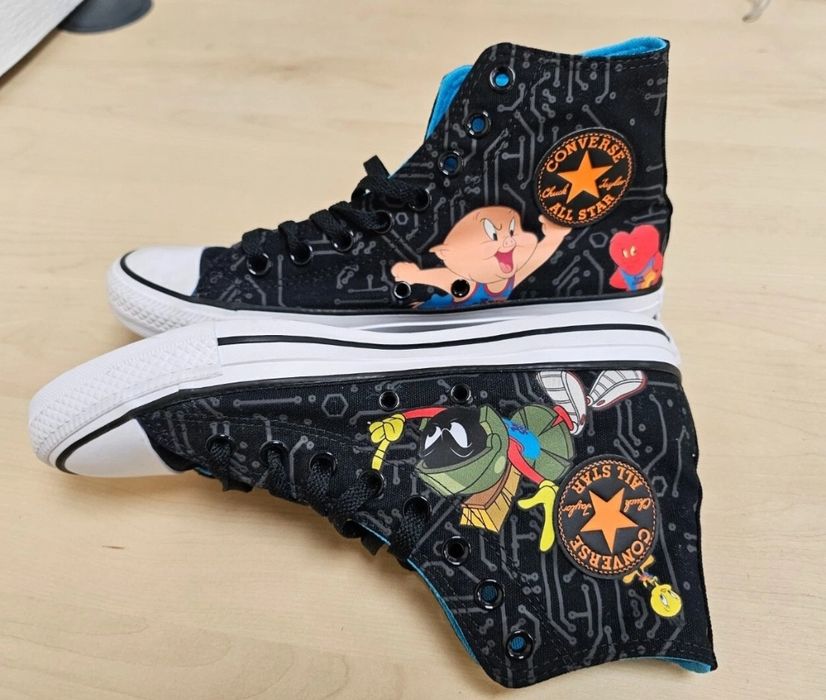 Converse All Star Looney Tunes mărimea 40