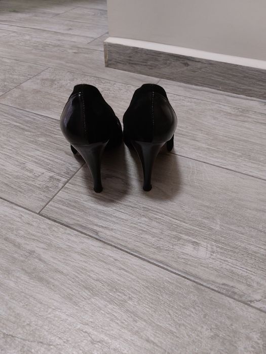 Елегантни обувки