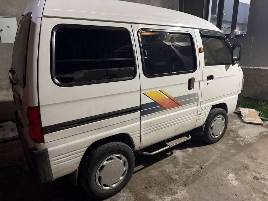 Srochni damas sotiladi!