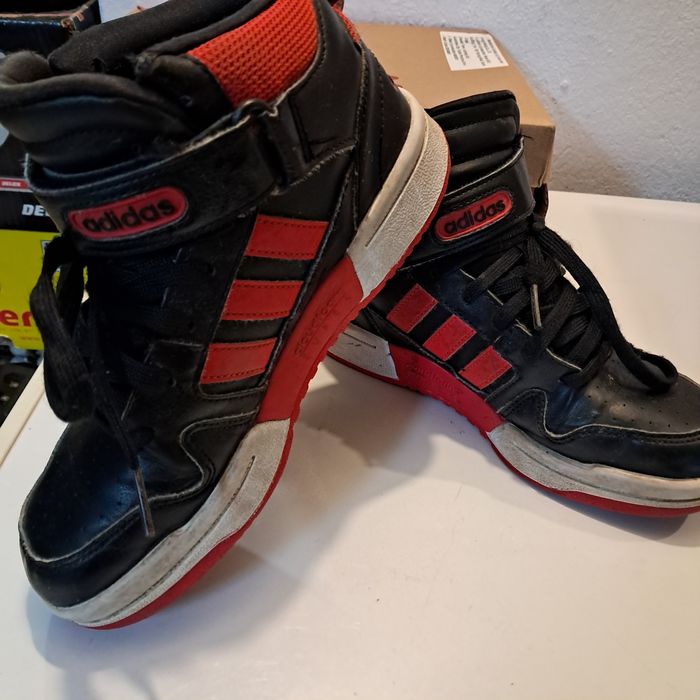 Спортни обувки адидас