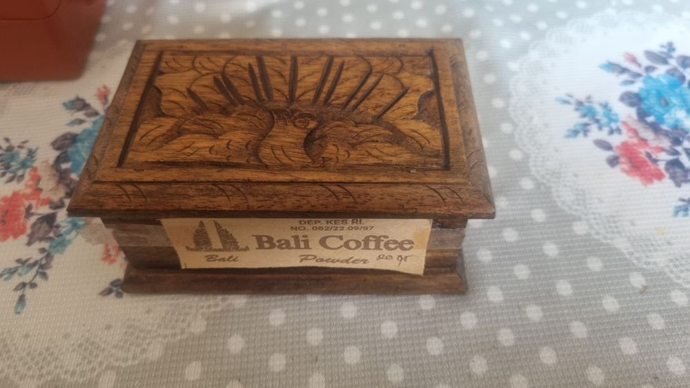 Кутия от кафе 10см