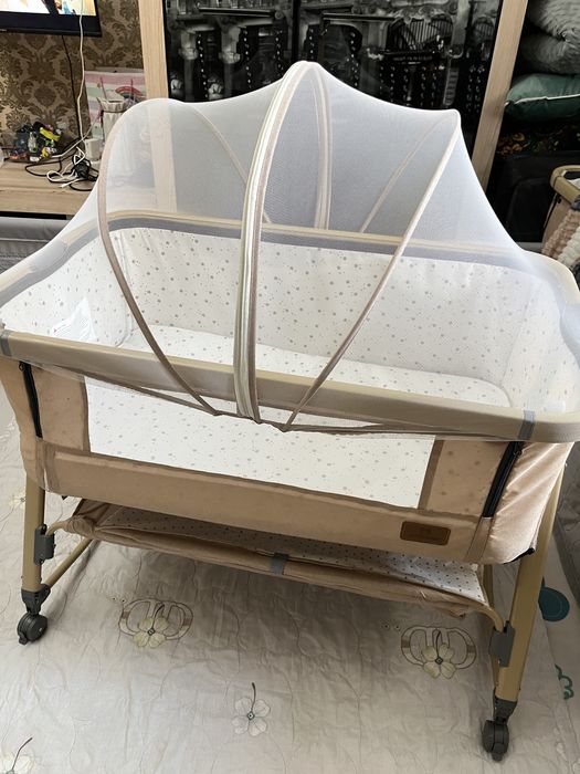 Продам срочно манеж детский