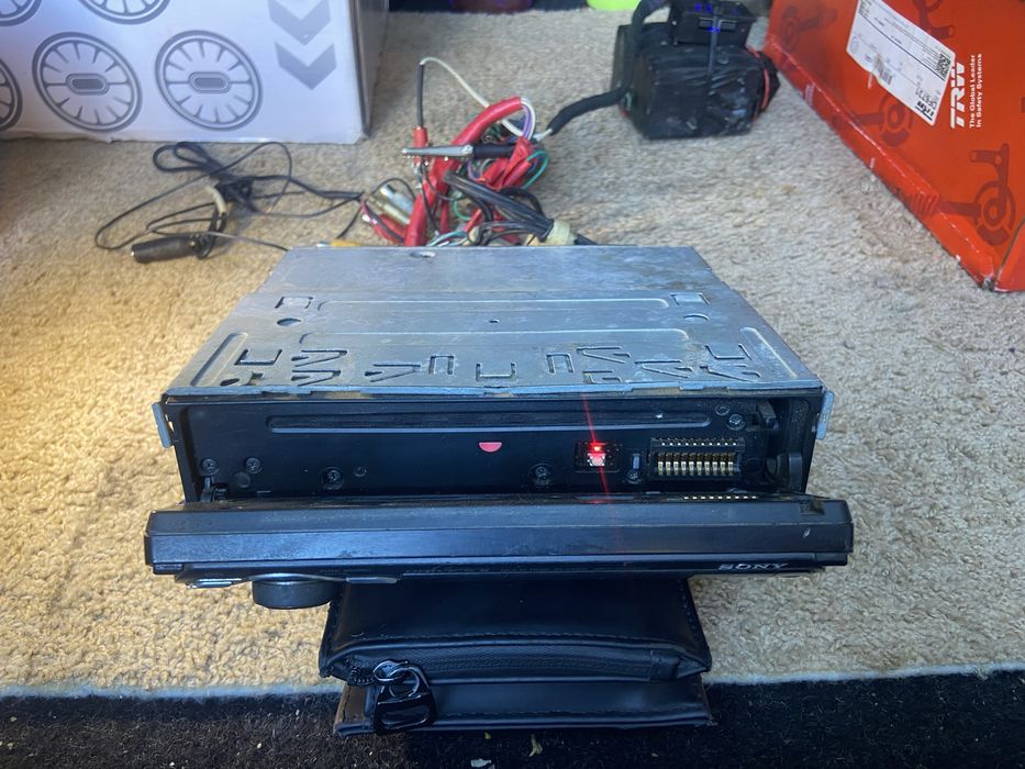 касетофон авто радио Sony Aux оригнал