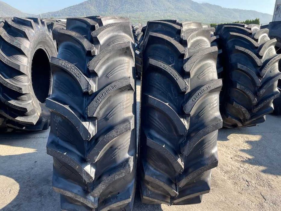 420/70 R30 OZKA Radiale de tractor 14.9-30 Cauciucuri Tubeless