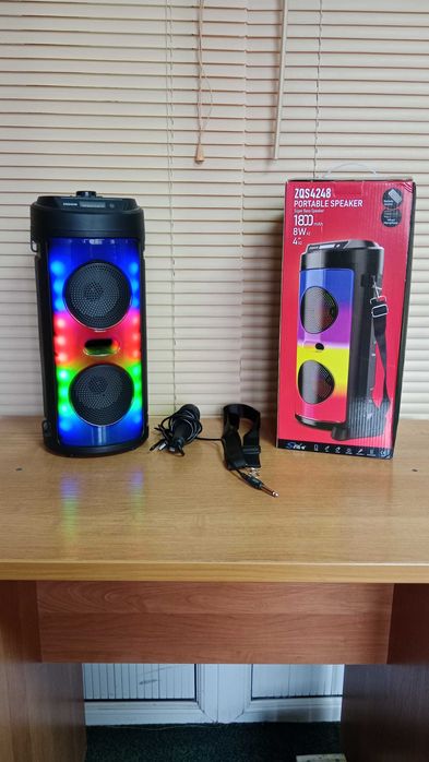 Колонки 40 см + микрофон. Новые.