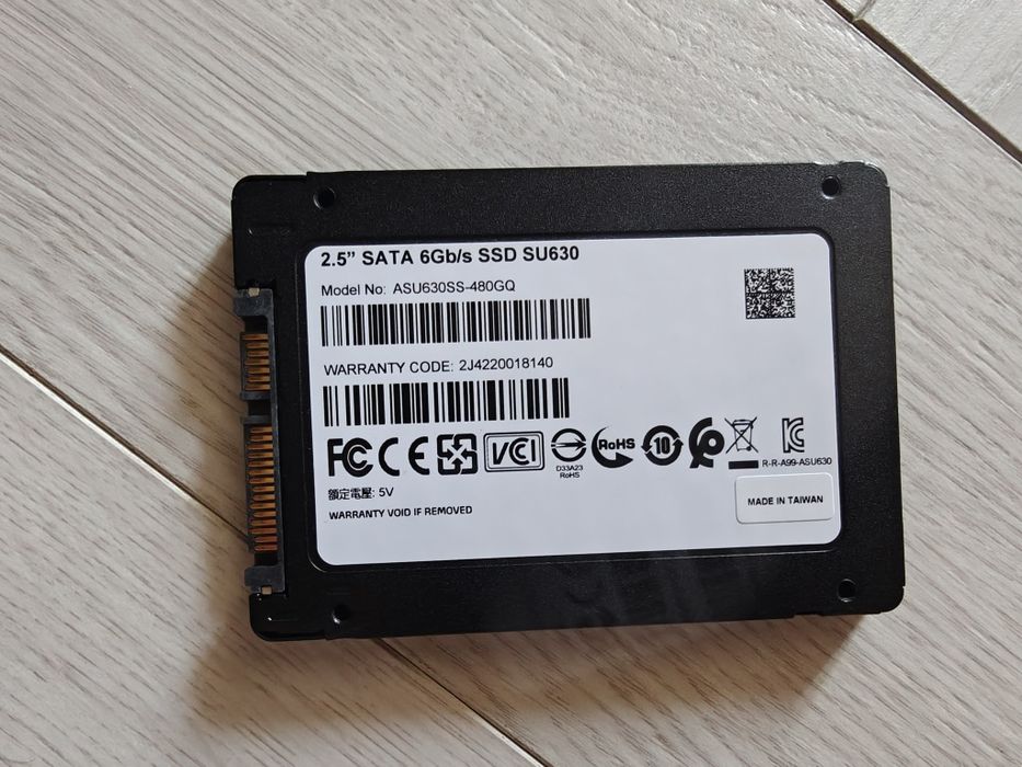 Хард диск  ssd adata 480gb.