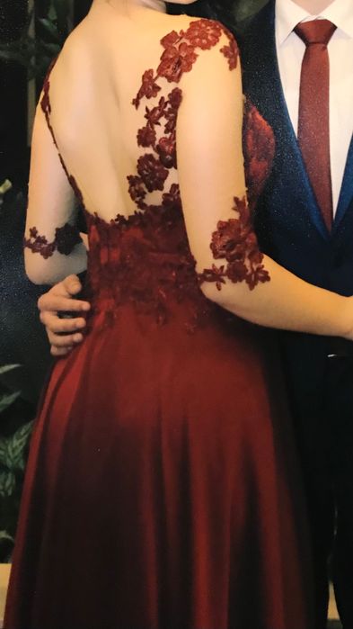 Официална рокля бордо