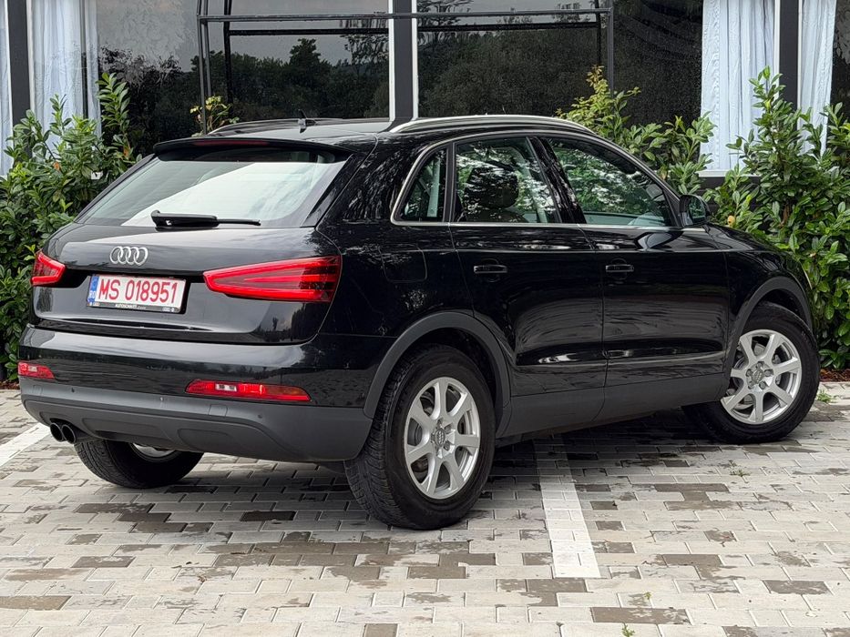 Audi Q3 | Quattro | 2.0TDI | Automat | Navi | Xenon | Piele | Carlig