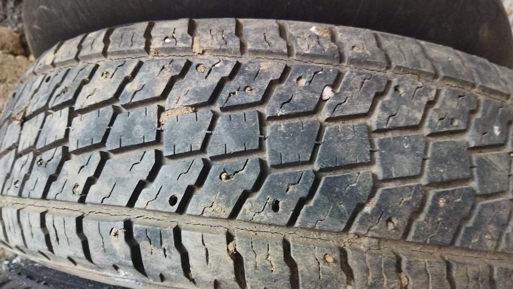 Комплект 225/75/16