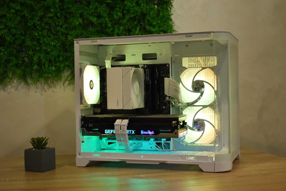 Геймърски Компютър Ryzen 7 5700x | Rtx 3070 GameRock | 16GB ram | 1TB Ssd |
