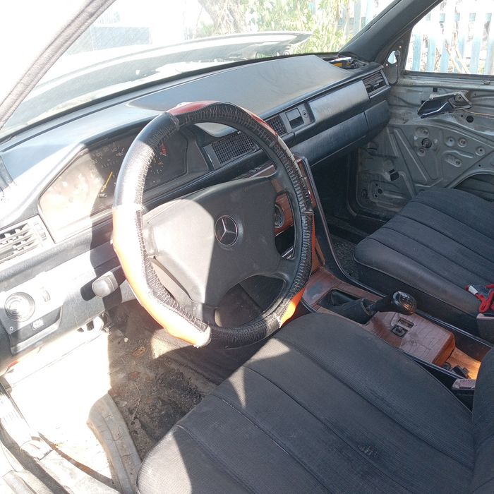 Mercedes W124 разбор по запчастям