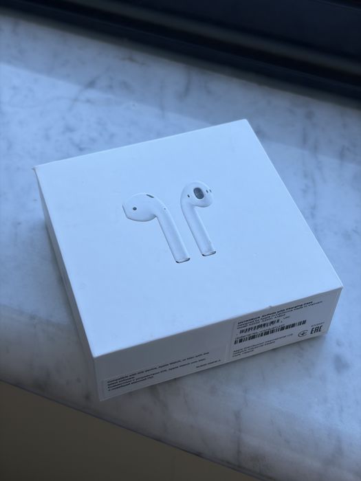 Продам airpods 1