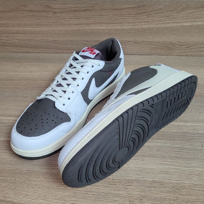Nike Air Jordan 1 Low x Travis Scott
