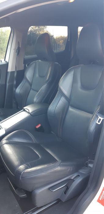 Volvo XC60 OCEAN RACE 2.0 150 CP