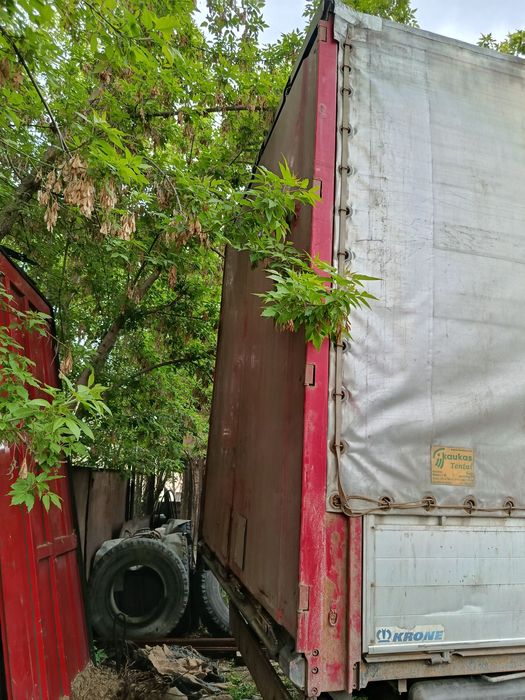 Тент ворота. На полуприцеп. Крона.