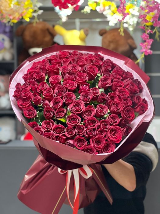 Красные розы по 350тг