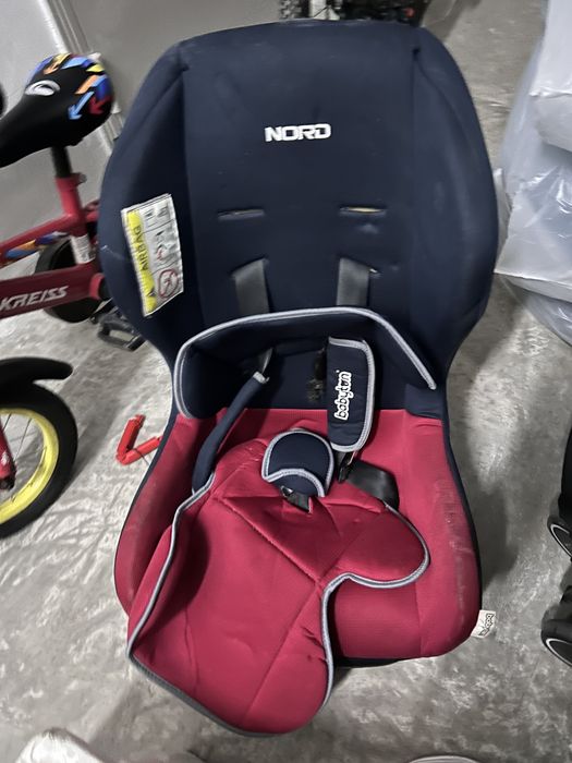 Дестское авто кресло