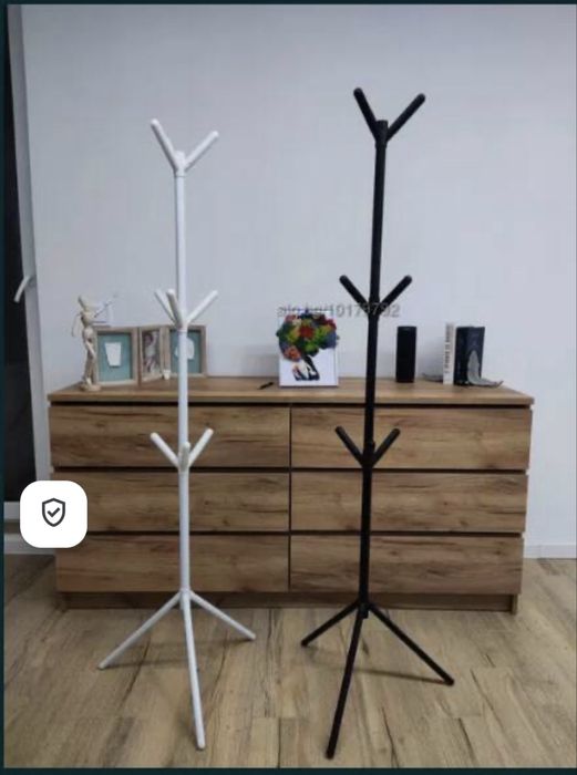 Закачалка за дрехи в два цвята