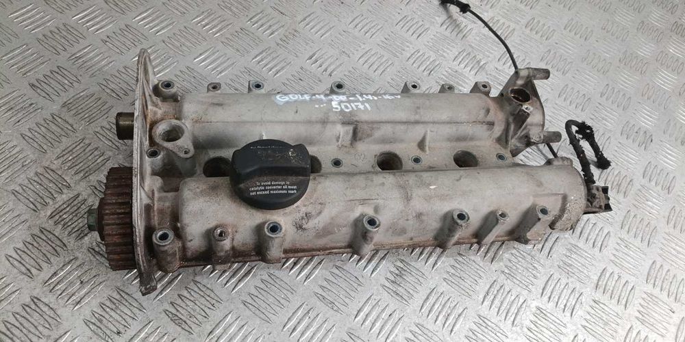 Разпределителни валове VW Golf 4 1.4i 16v 2000г.