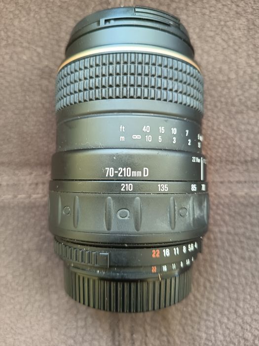 Комплект филмов фотоапарат Nikon N70 + 2 обектива (Sigma 28-80mm & Quantaray 70-210mm)