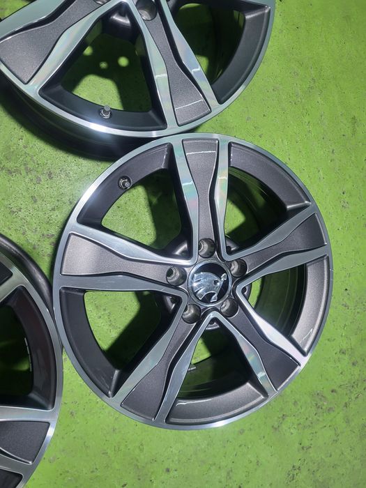 17 5x112 Skoda лети джанти 5х112 шкода