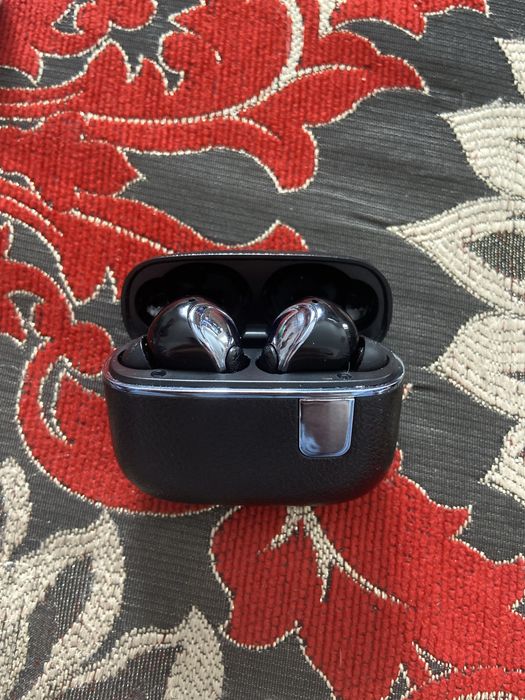 Продам наушники недорого