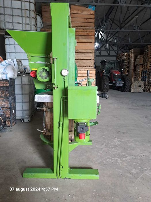 presa tocator fructe