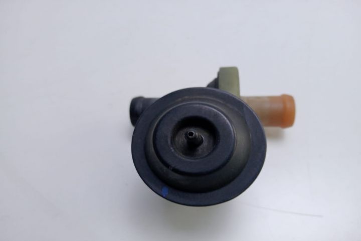 Supapa incalzire    4A0819809 Volkswagen VW Passat B5