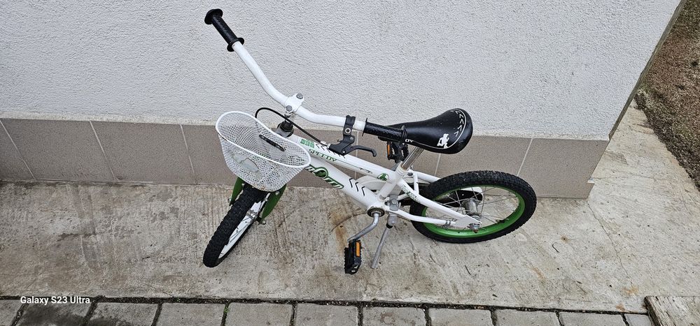 Bicicleta copii 4-6 ani