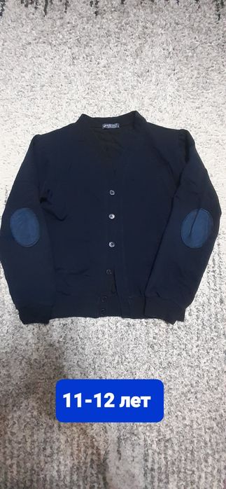 Продам школьную одежду