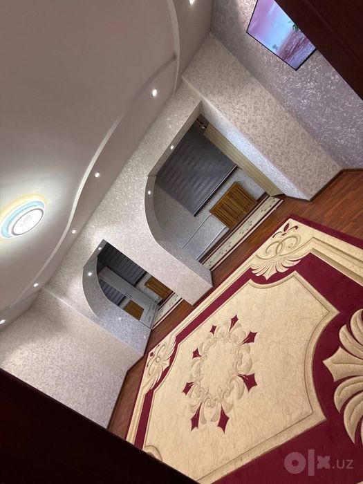 Uy sotiladi Algaritm 31 2/3xona 2etaj 4 etajli g'ishtli dom