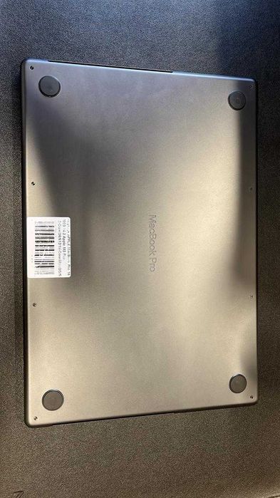 macbook pro 16 m3 pro 36/512