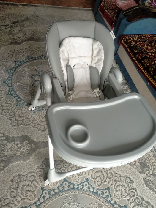 Стул для кормления