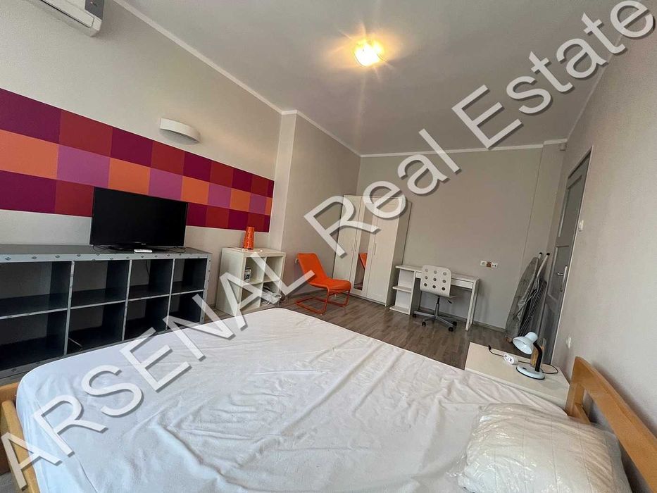 Дава се под наем Тристаен апартамент в София, Център - 88 кв.м за 625 € - Снимка #3