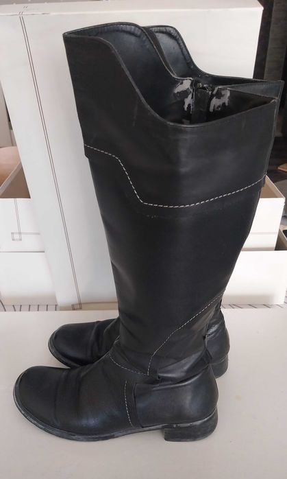 Дамски черни боти