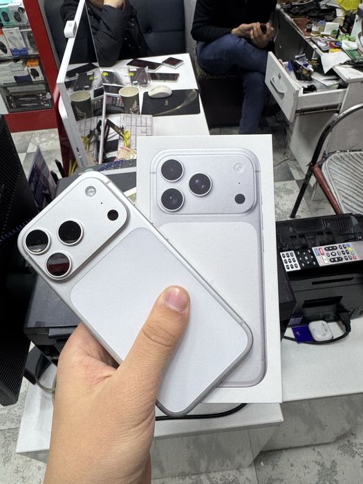 Iphone 17 pro 1 tb silver ideal