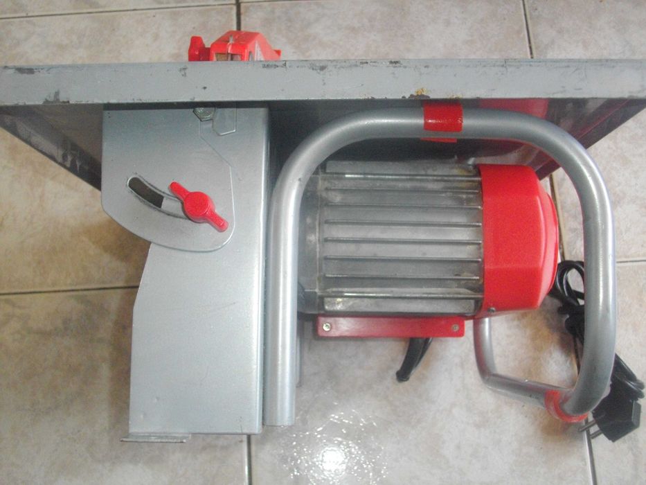 600W-ф180-150мм Немска Ел. Машина Рязане Плочки Плочи Meister / TIP