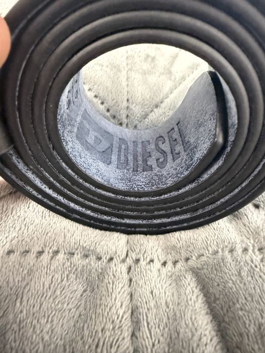 Стилен мъжки колан Diesel с модерен дизайн