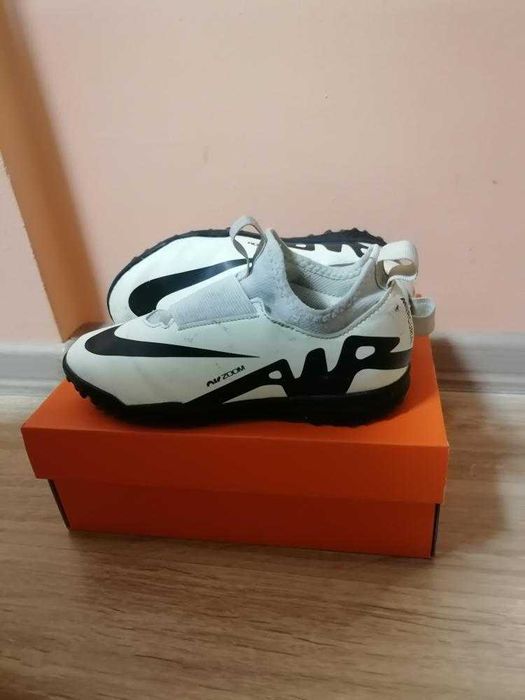 Продавам стоножки  35 номер (22см) 65лв